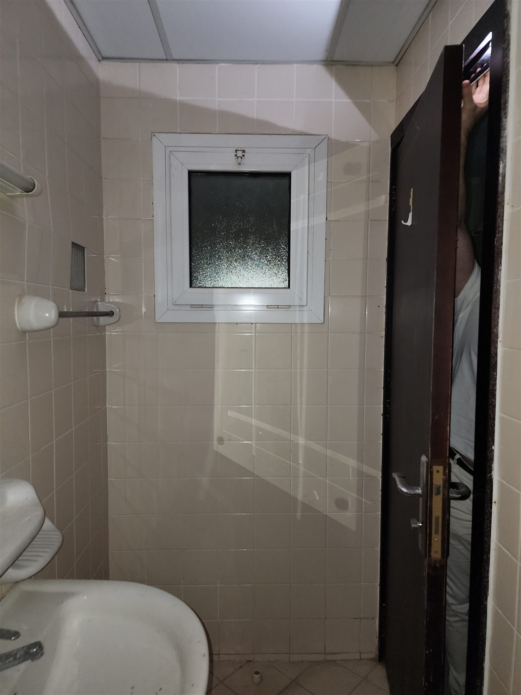 Guest bathroom before