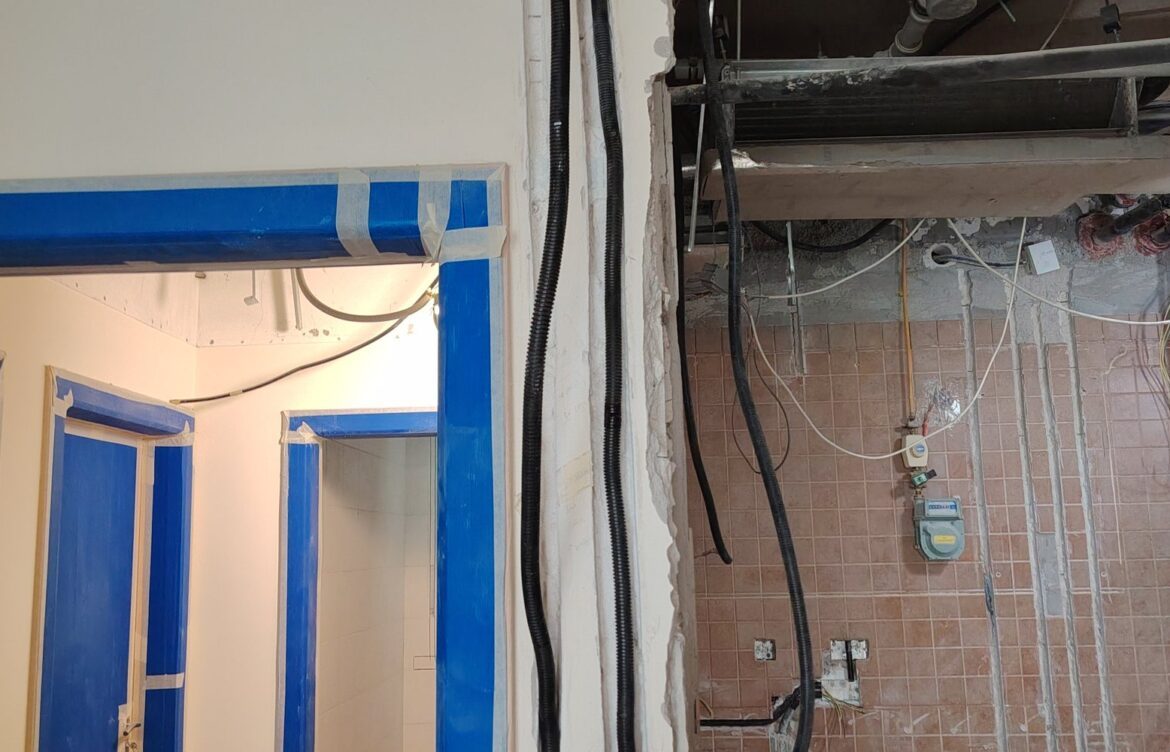 Apartment Renovation in Dubai: Turnkey Rough Stage in Shoreline